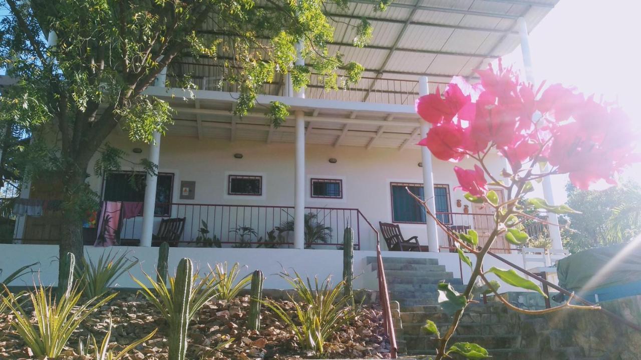 Casa Todo Bueno Bed & Breakfast Transito Ngoại thất bức ảnh